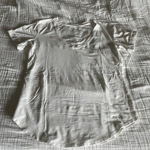 Lululemon v neck cotton short sleeve t shirt white